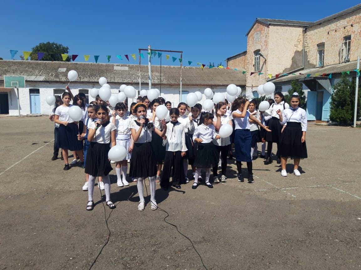 В «День солидарности в борьбе с терроризмом» в МБОУ СОШ №1 прошли мероприятия, посвященные трагическим событиям в г. Беслан