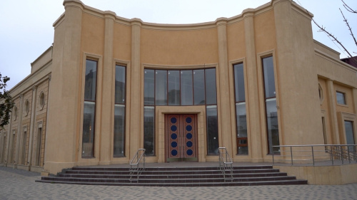 Ахмед Кулиев проинспектировал завершающий этап  работ по реконструкции здания Государственного азербайджанского драматического театра     